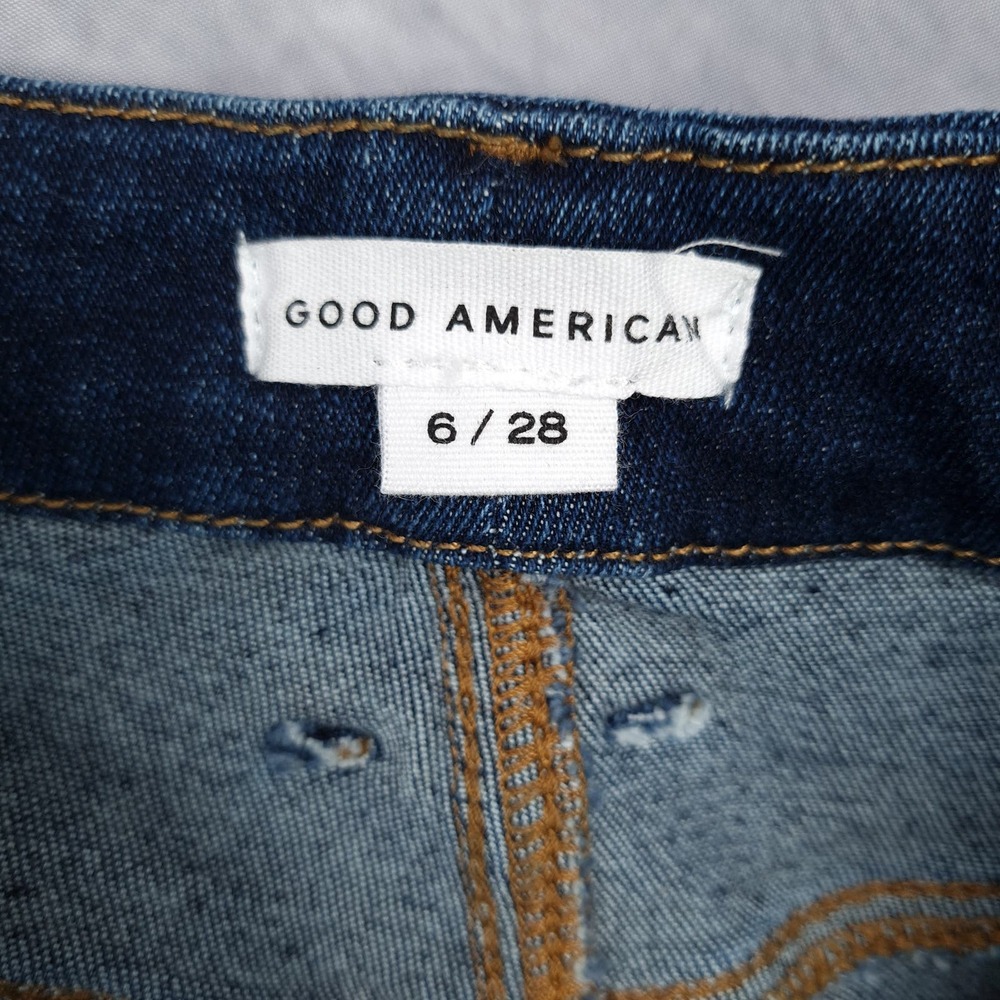 Good American Skinny Jeans in Dark Blue Wash - Picture 15 of 16
